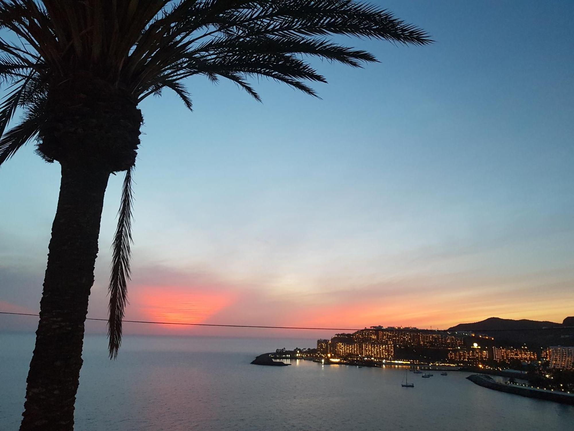 Deluxe Seaview-Sunsets !Transfe-R Inc! Pool,2Aircond,2Tv65",600Mb Dishwasher,,2 Beaches,Anfi-View Lägenhet Patalavaca Exteriör bild